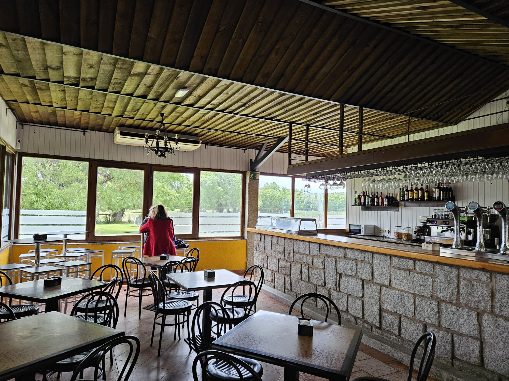 Restaurante_LaDehesaPiscina (1)