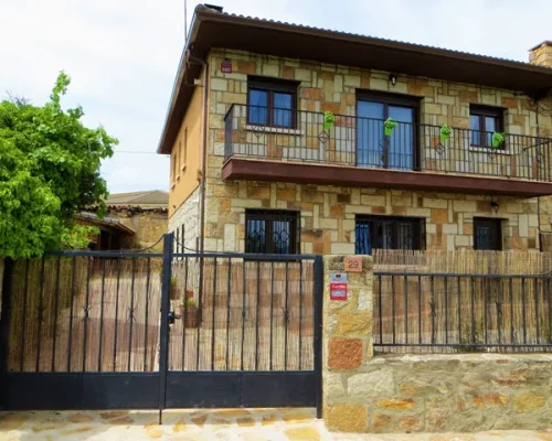 alojamientos-pinuecar-el-remolon-exterior