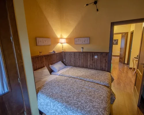 alojamientos-pradena-casa-rural-huerto-de-leon-habitacion