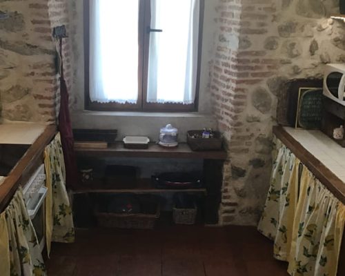 alojamientos-rascafria-casa-valle-del-lozoya-cocina