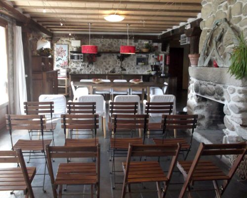 alojamientos-rascafria-hostal-espinares