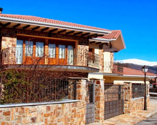 alojamientos-rascafria-la-abuela