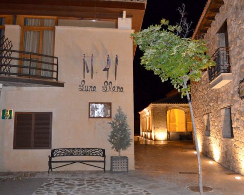 alojamientos-torremocha-hotel-luna-llena