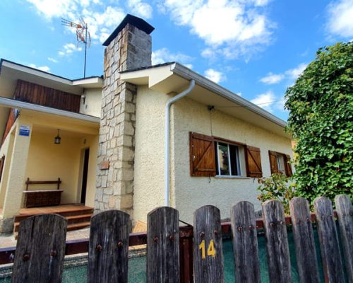 alojamientos-rascafria_el-chalet-de-rascafria-fachada