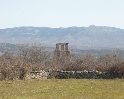 bellidas-y-espadaña-de-sto.-domingo.-piñuecar-2048x1536