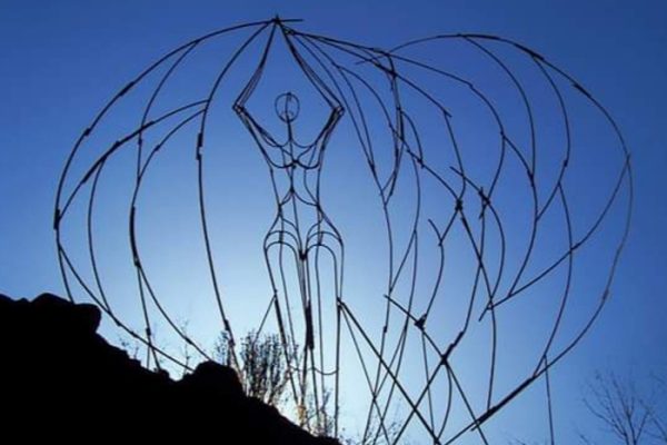 Foto de una escultura del valle de los sueños