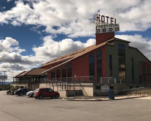 hotel-los-cerezos