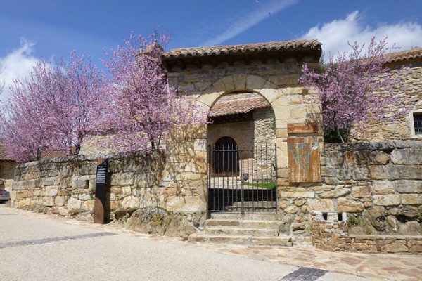 patrimonio-iglesia-san-nicolas-de-bari-horcajuelo