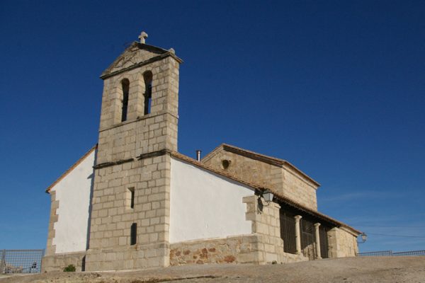 patrimonio-iglesia-san-pedro-apostol-sieteiglesias