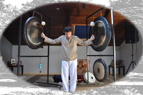 sesión de baño de gong en Huerto San Antonio