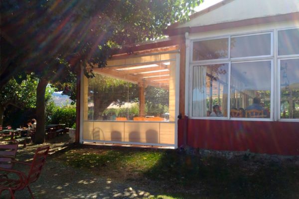 Terraza e interior La Pradera
