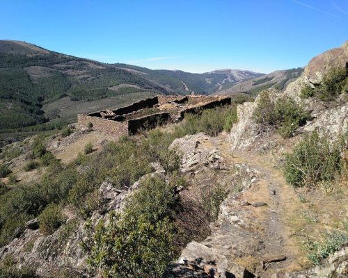 tinao-del-aguila.-el-atazar-4-2048x1532